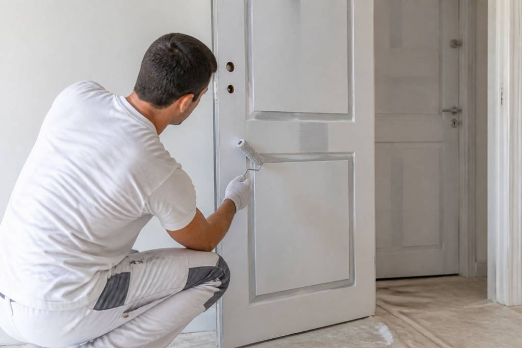 Exemple devis peinture porte : lire et comparer les postes de dépense